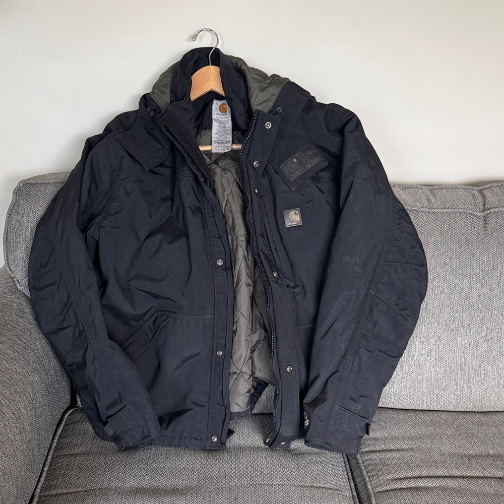 Carhartt Men's Black and Gray Puffer Jacket
